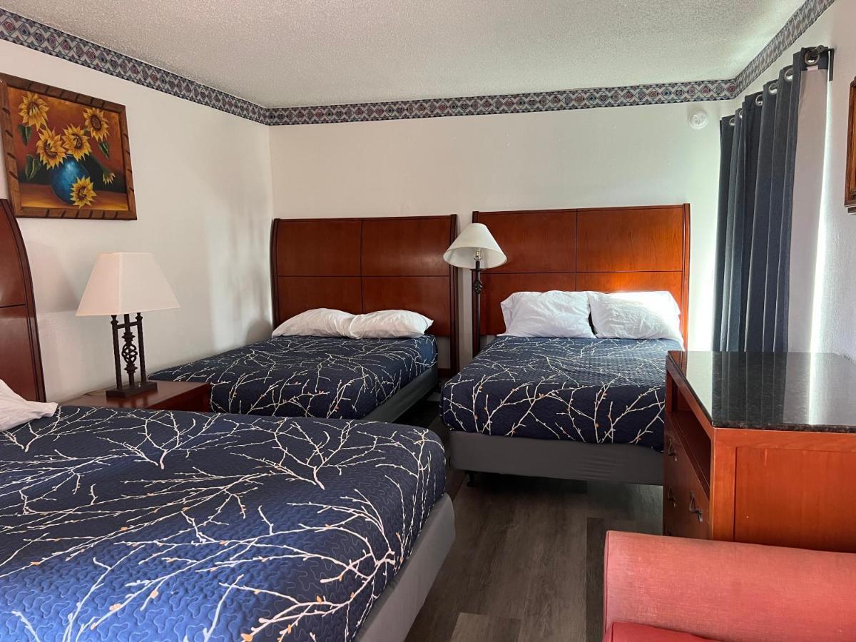 American Inn - Перис Екстериор снимка